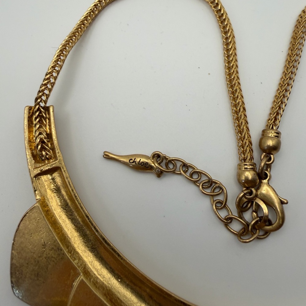 Chloe + Isabel Gold Tone Metal Bib Necklace N131G - Picture 4 of 5